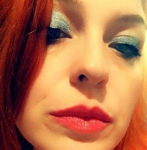 Meet your Posher, Carissa